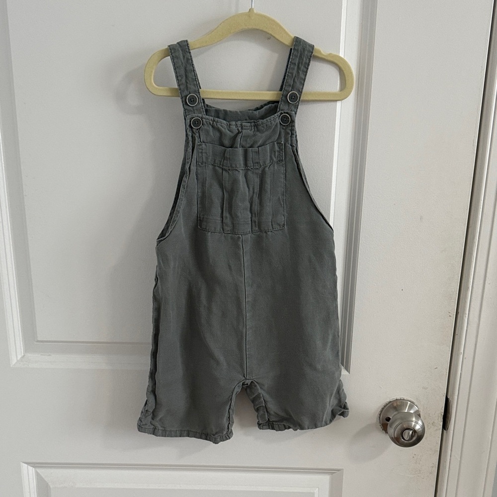 Zara fatigue Kids Overalls- size 3-4T